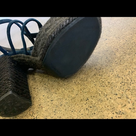 Brand new YSL espadrille heels with suede - Picture 5 of 7